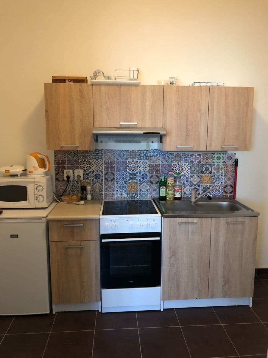 Prodej bytu 2+kk 42 m², Hodonínská, Praha, Praha Prodej bytu 2+kk 42 m², Hodonínská, Praha, Praha