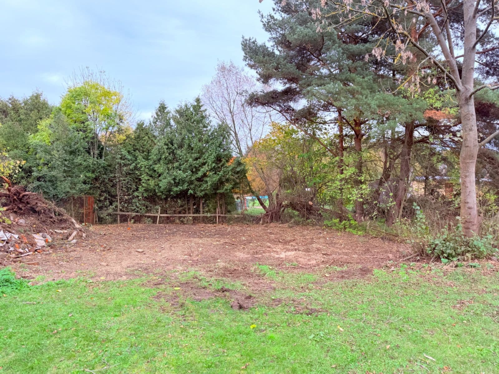 Prodej pozemku 1.913 m², Valy, Pardubický kraj Prodej pozemku 1.913 m², Valy, Pardubický kraj
