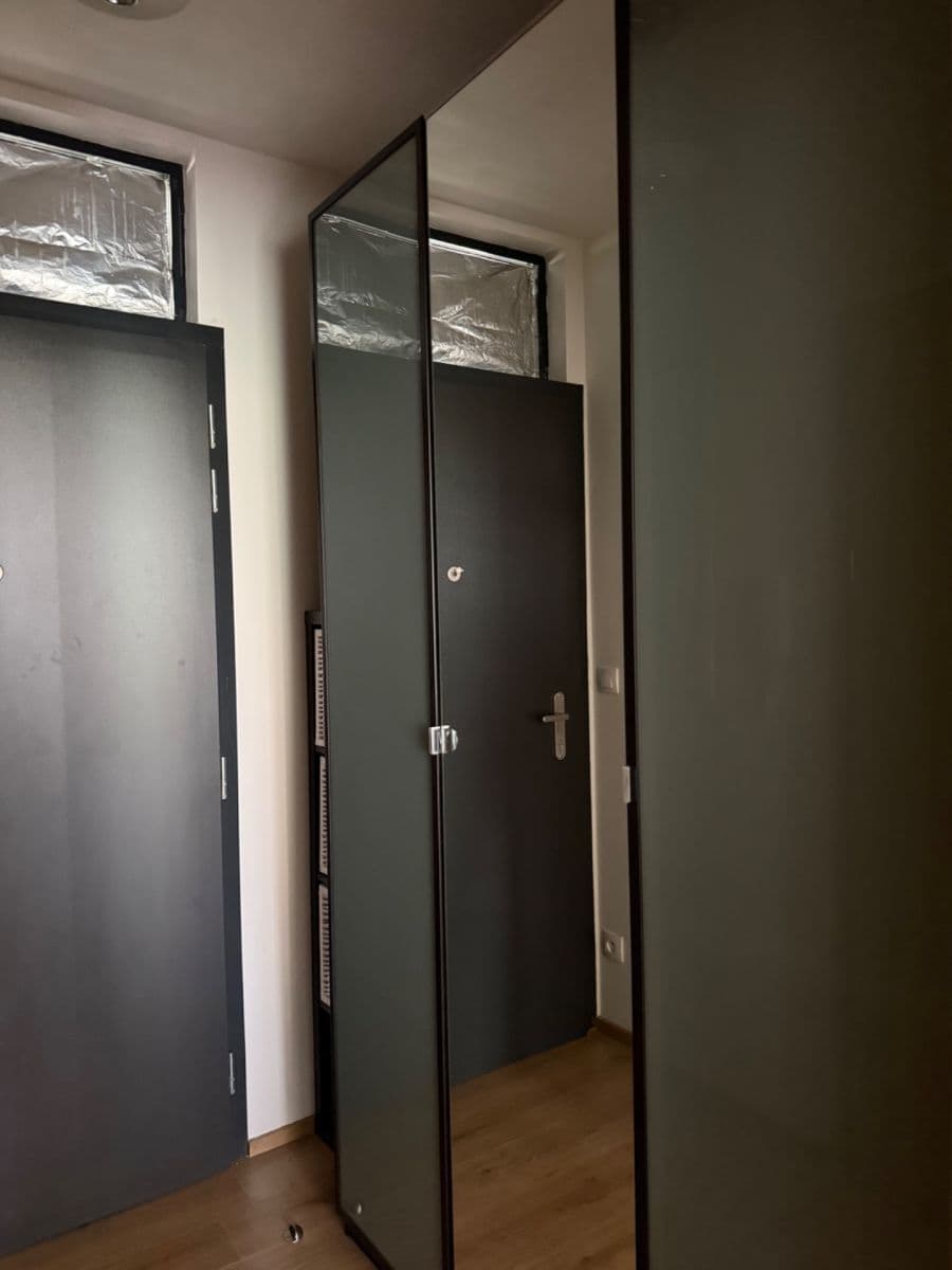 Pronájem bytu 1+kk 31 m², Nad Úžlabinou, Praha, Praha Pronájem bytu 1+kk 31 m², Nad Úžlabinou, Praha, Praha