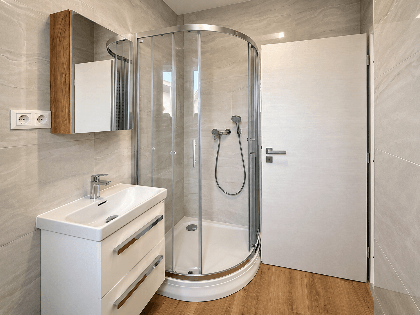 Pronájem bytu 1+kk 29 m², Faměrovo náměstí, Brno, Jihomoravský kraj Pronájem bytu 1+kk 29 m², Faměrovo náměstí, Brno, Jihomoravský kraj