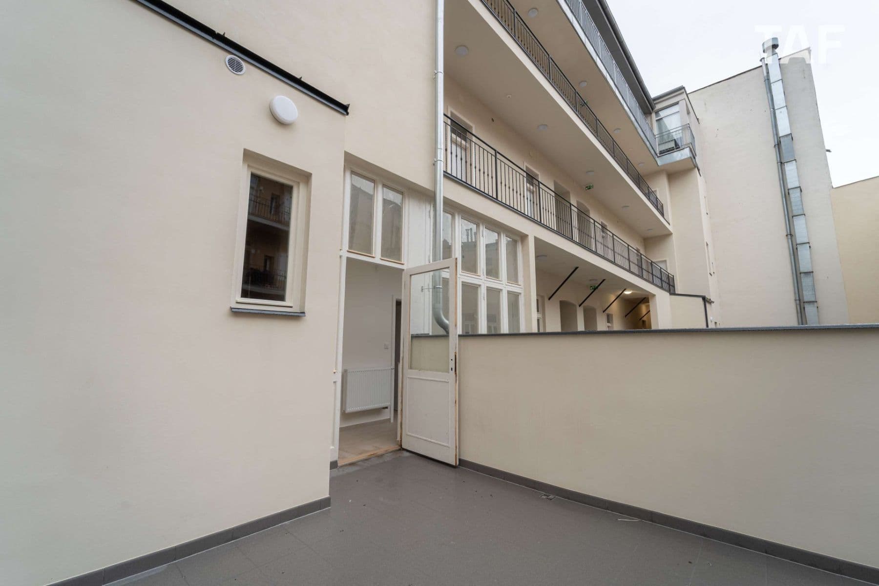 Prodej bytu 2+1 69 m², Milíčova, Praha, Praha Prodej bytu 2+1 69 m², Milíčova, Praha, Praha