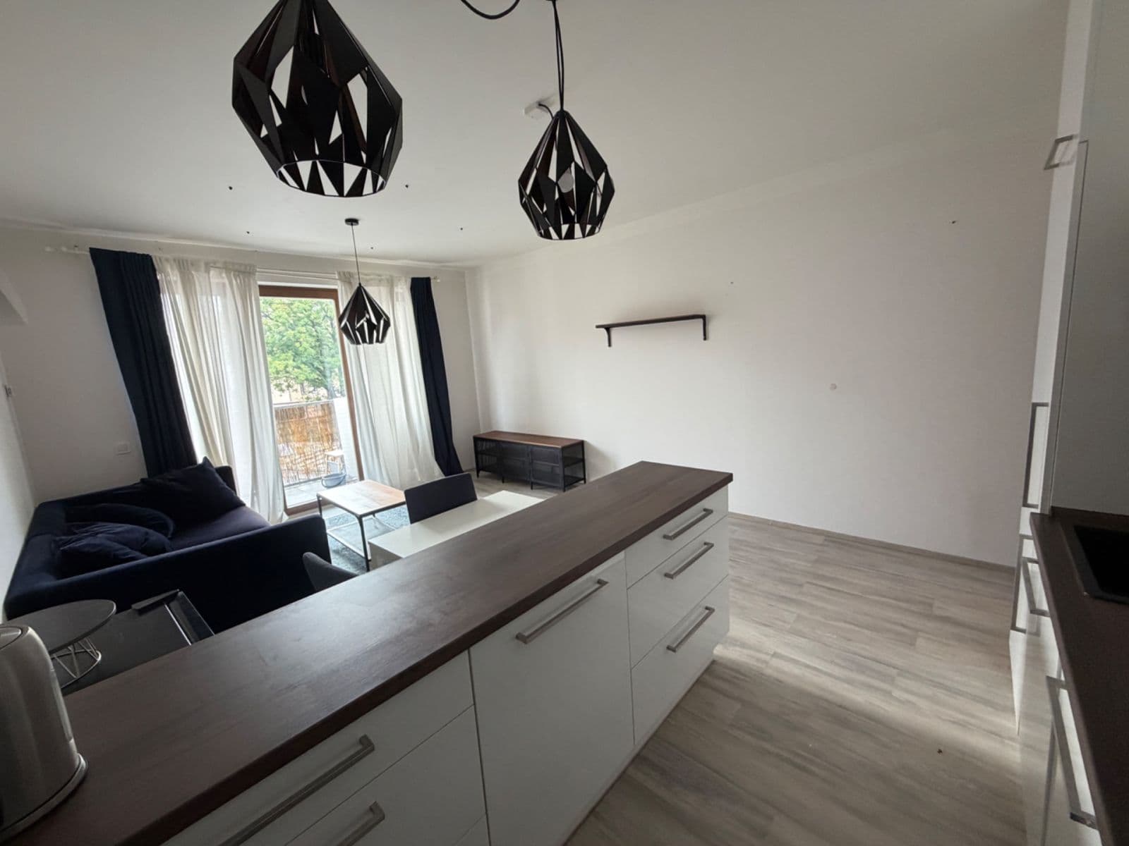 Pronájem bytu 2+kk 58 m², Mojmírova, Praha, Praha Pronájem bytu 2+kk 58 m², Mojmírova, Praha, Praha