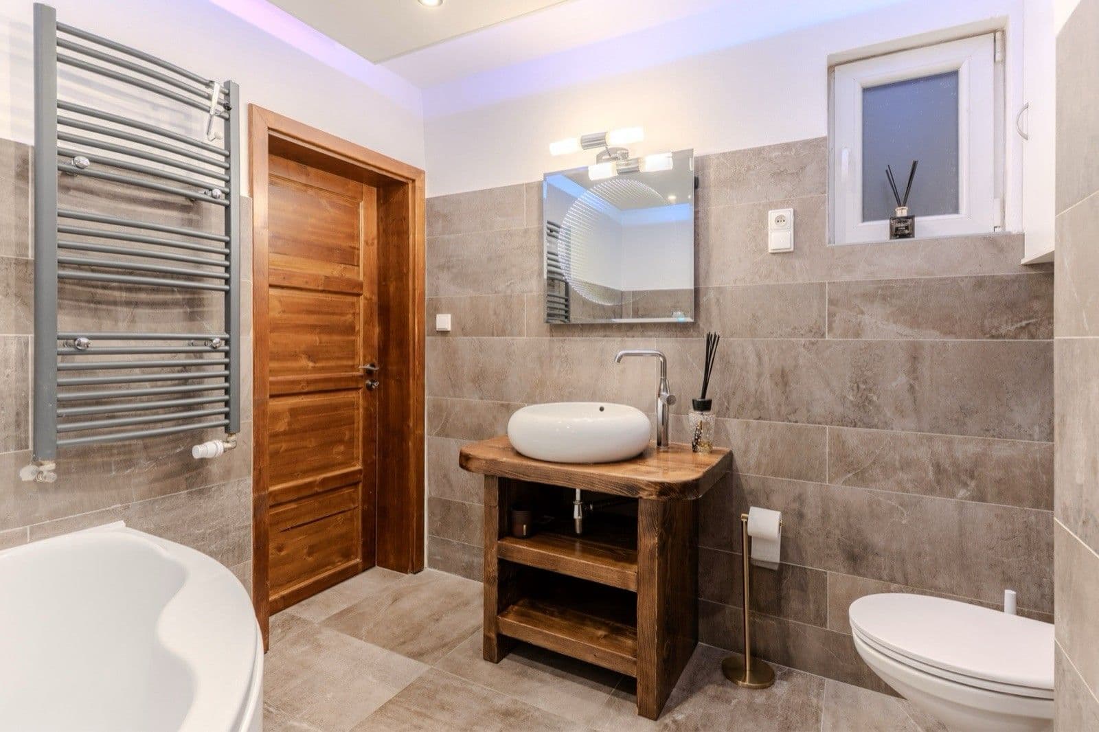 Prodej bytu 3+kk 74 m², Svornosti, Praha, Praha Prodej bytu 3+kk 74 m², Svornosti, Praha, Praha