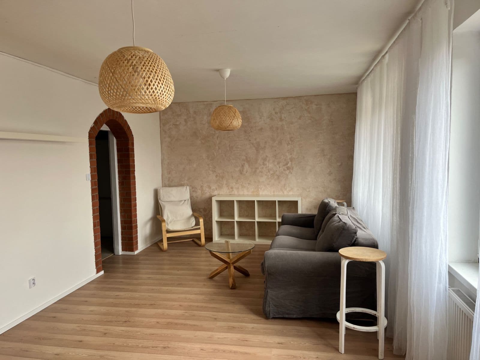 Pronájem bytu 2+1 60 m², Pod Hájem, Králův Dvůr, Středočeský kraj Pronájem bytu 2+1 60 m², Pod Hájem, Králův Dvůr, Středočeský kraj