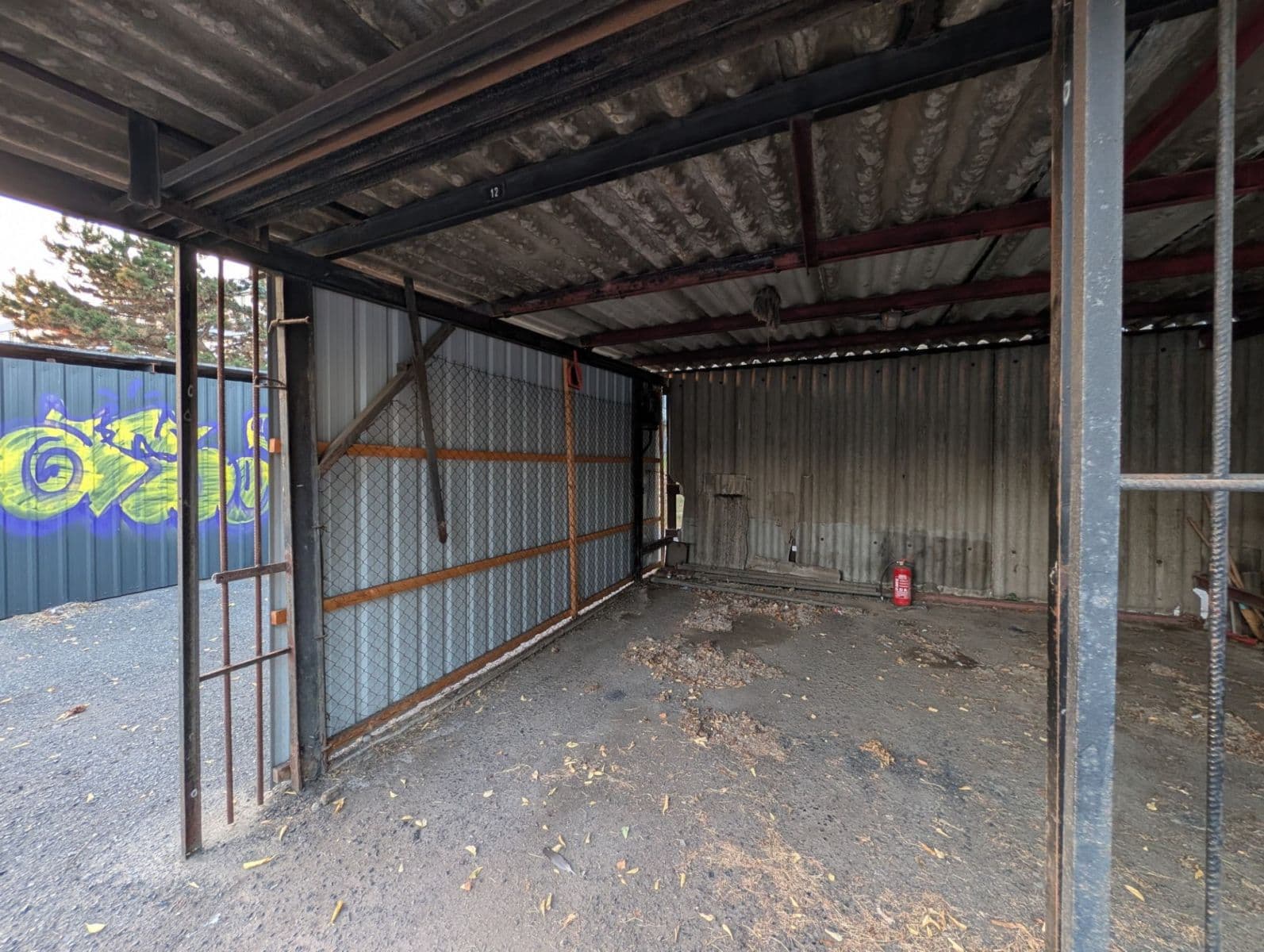 Prodej garáže 11 m², V rovinách, Praha, Praha Prodej garáže 11 m², V rovinách, Praha, Praha