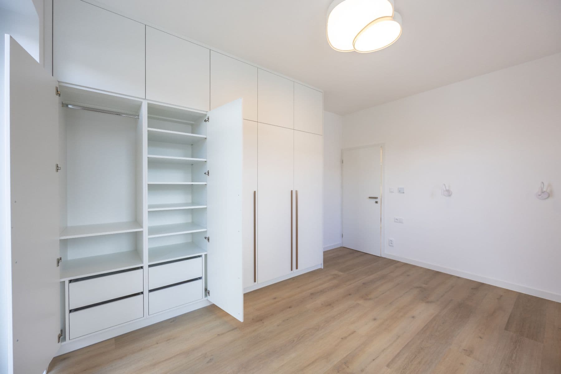 Pronájem bytu 3+kk 110 m², Na Vrchu, Praha, Praha Pronájem bytu 3+kk 110 m², Na Vrchu, Praha, Praha