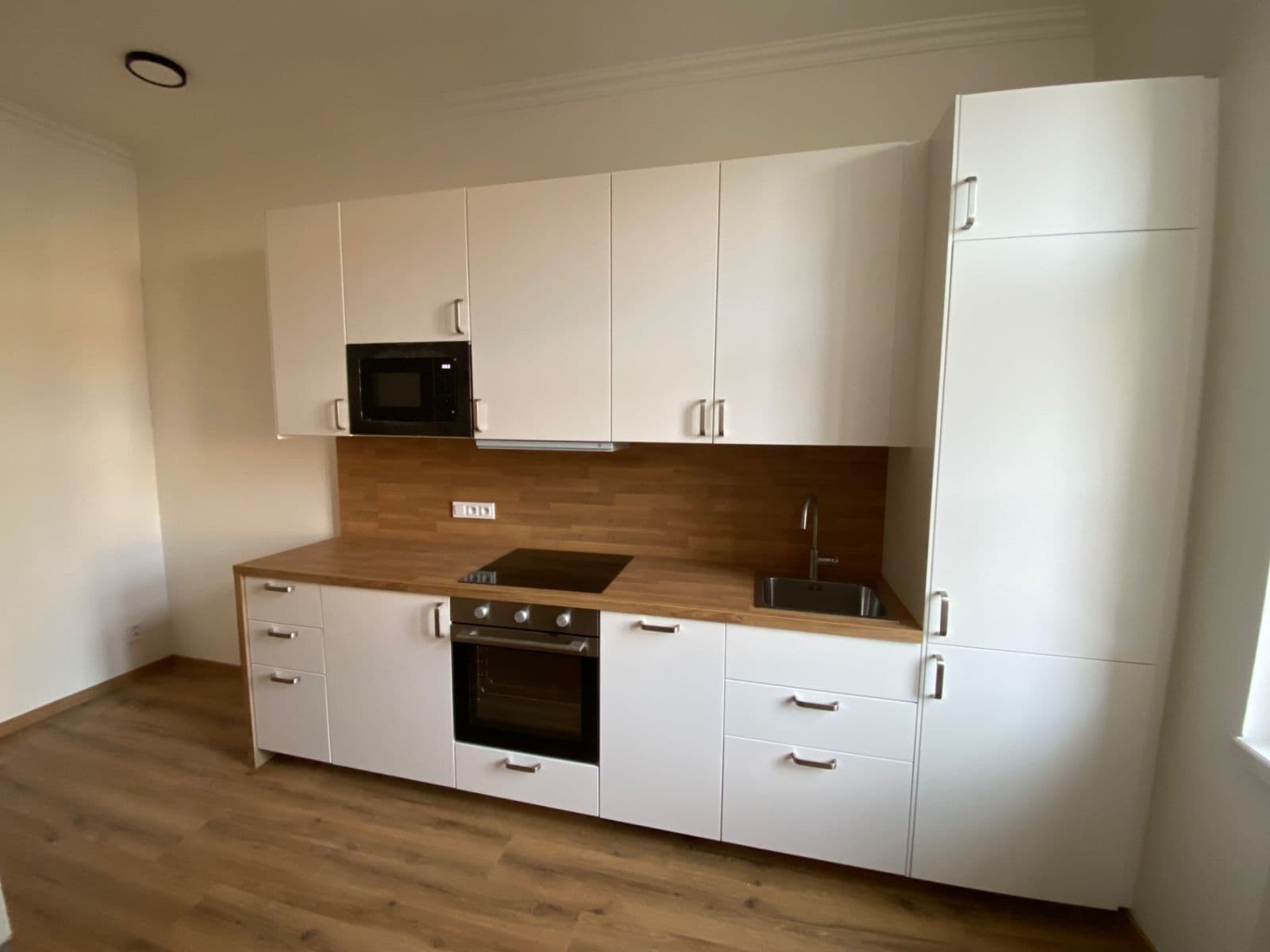 Pronájem bytu 1+1 39 m², Perunova, Praha, Praha Pronájem bytu 1+1 39 m², Perunova, Praha, Praha
