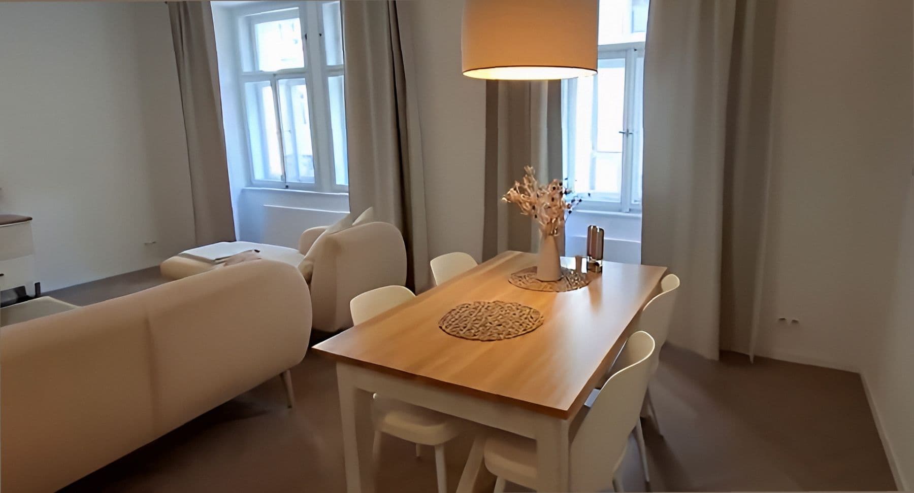 Pronájem bytu 2+kk 84 m², Valentinská, Praha, Praha Pronájem bytu 2+kk 84 m², Valentinská, Praha, Praha