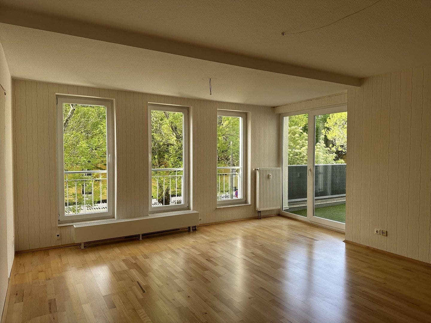 Pronájem bytu 3+1 87 m², Sickingenstraße 5, Magdeburg, Sasko-Anhaltsko Pronájem bytu 3+1 87 m², Sickingenstraße 5, Magdeburg, Sasko-Anhaltsko