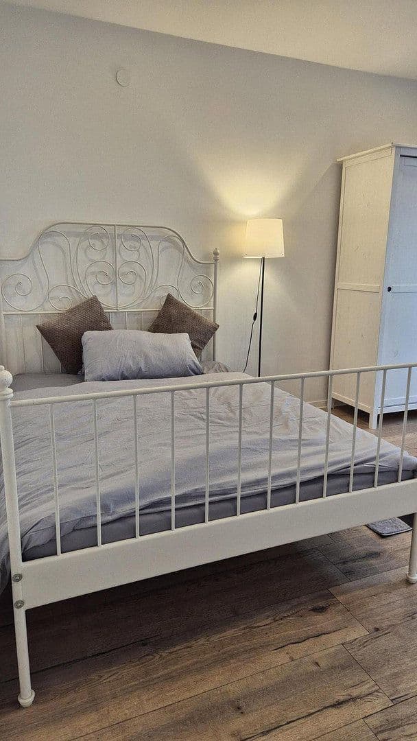 Pronájem bytu 22 m², Saarbrücken, Země Sársko Pronájem bytu 22 m², Saarbrücken, Země Sársko