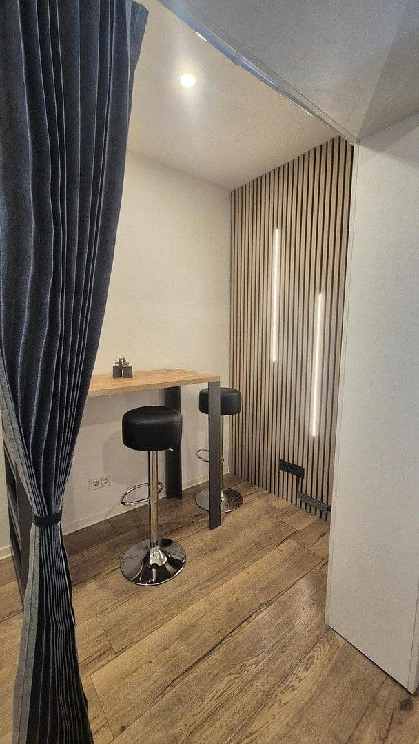 Pronájem bytu 22 m², Saarbrücken, Země Sársko Pronájem bytu 22 m², Saarbrücken, Země Sársko