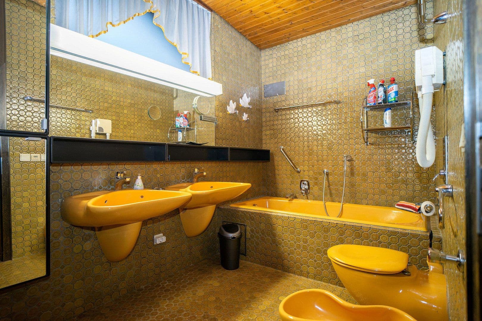 Prodej domu 200 m², pozemek 871 m², Seerosenstr. 1, Fürth, Bavorsko Prodej domu 200 m², pozemek 871 m², Seerosenstr. 1, Fürth, Bavorsko