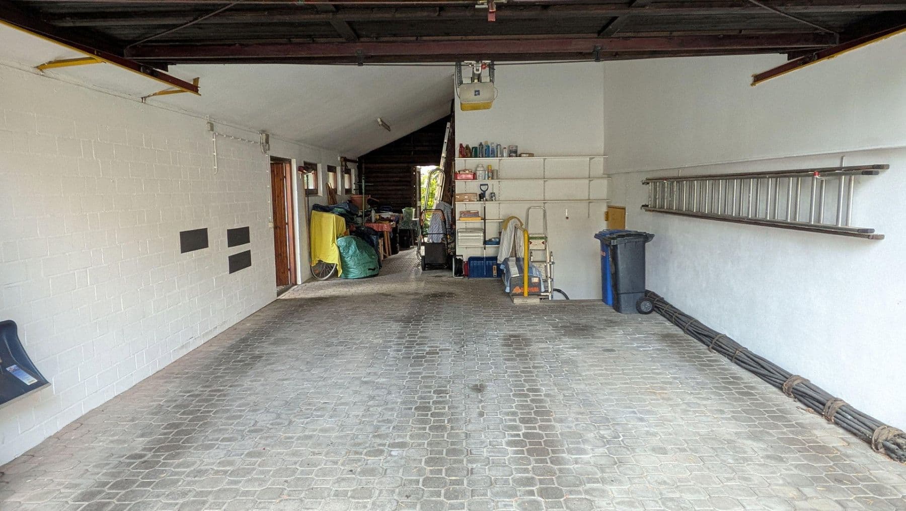 Prodej domu 200 m², pozemek 871 m², Seerosenstr. 1, Fürth, Bavorsko Prodej domu 200 m², pozemek 871 m², Seerosenstr. 1, Fürth, Bavorsko