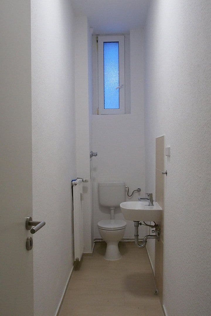 Pronájem bytu 1+1 42 m², Sagisdorfer Str. 7, Halle, Sasko-Anhaltsko Pronájem bytu 1+1 42 m², Sagisdorfer Str. 7, Halle, Sasko-Anhaltsko