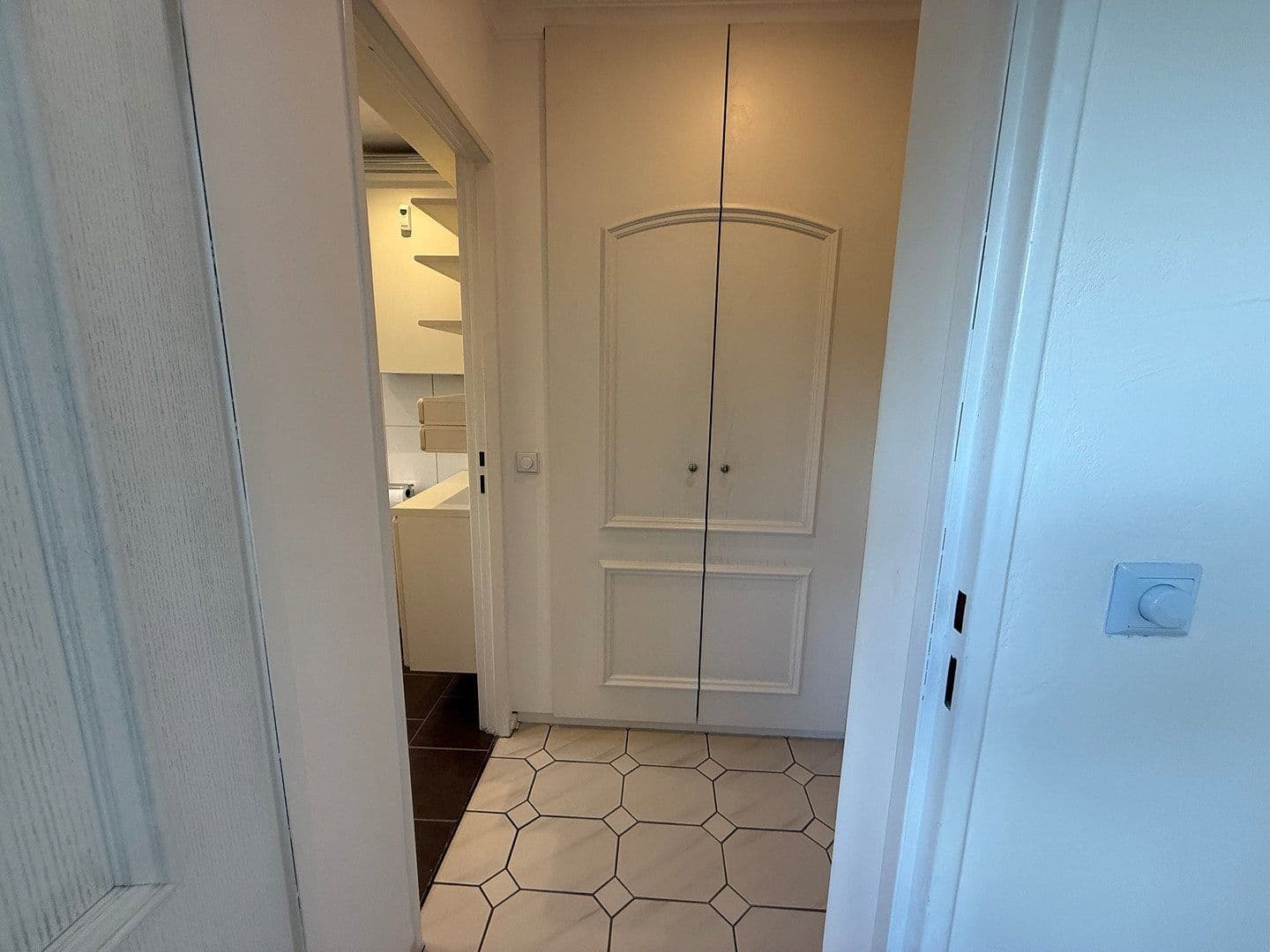 Prodej bytu 2+1 59 m², Nordbahnstraße 22, Berlin, Berlín Prodej bytu 2+1 59 m², Nordbahnstraße 22, Berlin, Berlín