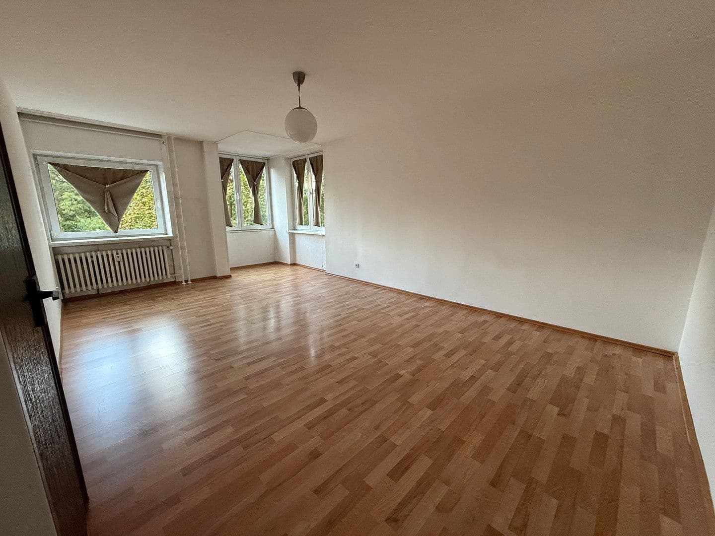 Prodej bytu 2+1 59 m², Nordbahnstraße 22, Berlin, Berlín Prodej bytu 2+1 59 m², Nordbahnstraße 22, Berlin, Berlín