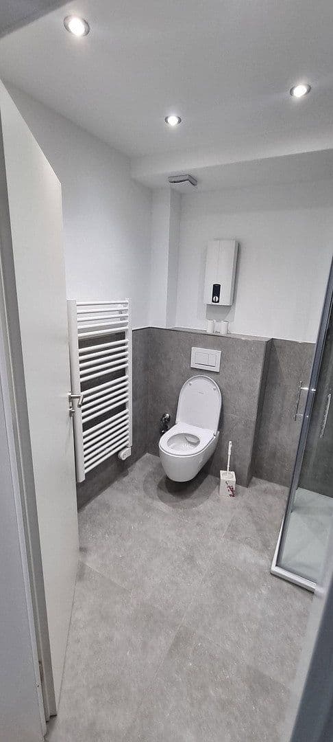 Pronájem bytu 2+kk 60 m², Essen, Severní Porýní-Vestfálsko Pronájem bytu 2+kk 60 m², Essen, Severní Porýní-Vestfálsko