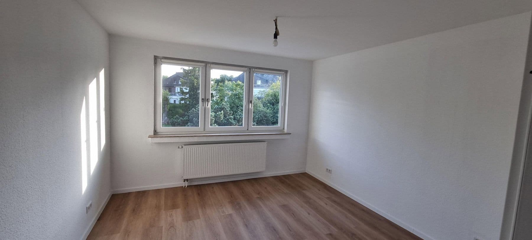 Pronájem bytu 2+kk 60 m², Essen, Severní Porýní-Vestfálsko Pronájem bytu 2+kk 60 m², Essen, Severní Porýní-Vestfálsko
