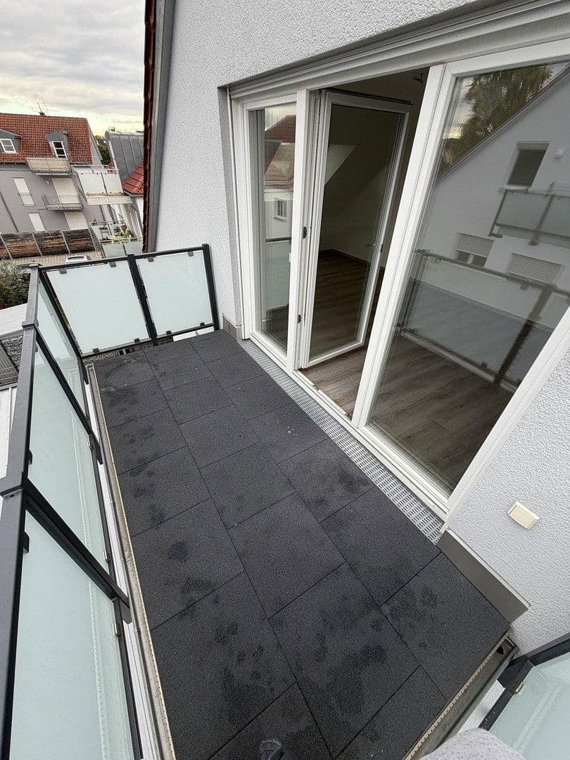Pronájem bytu 2+1 63 m², Schrobenhausener Str. 32, Ingolstadt, Bavorsko Pronájem bytu 2+1 63 m², Schrobenhausener Str. 32, Ingolstadt, Bavorsko