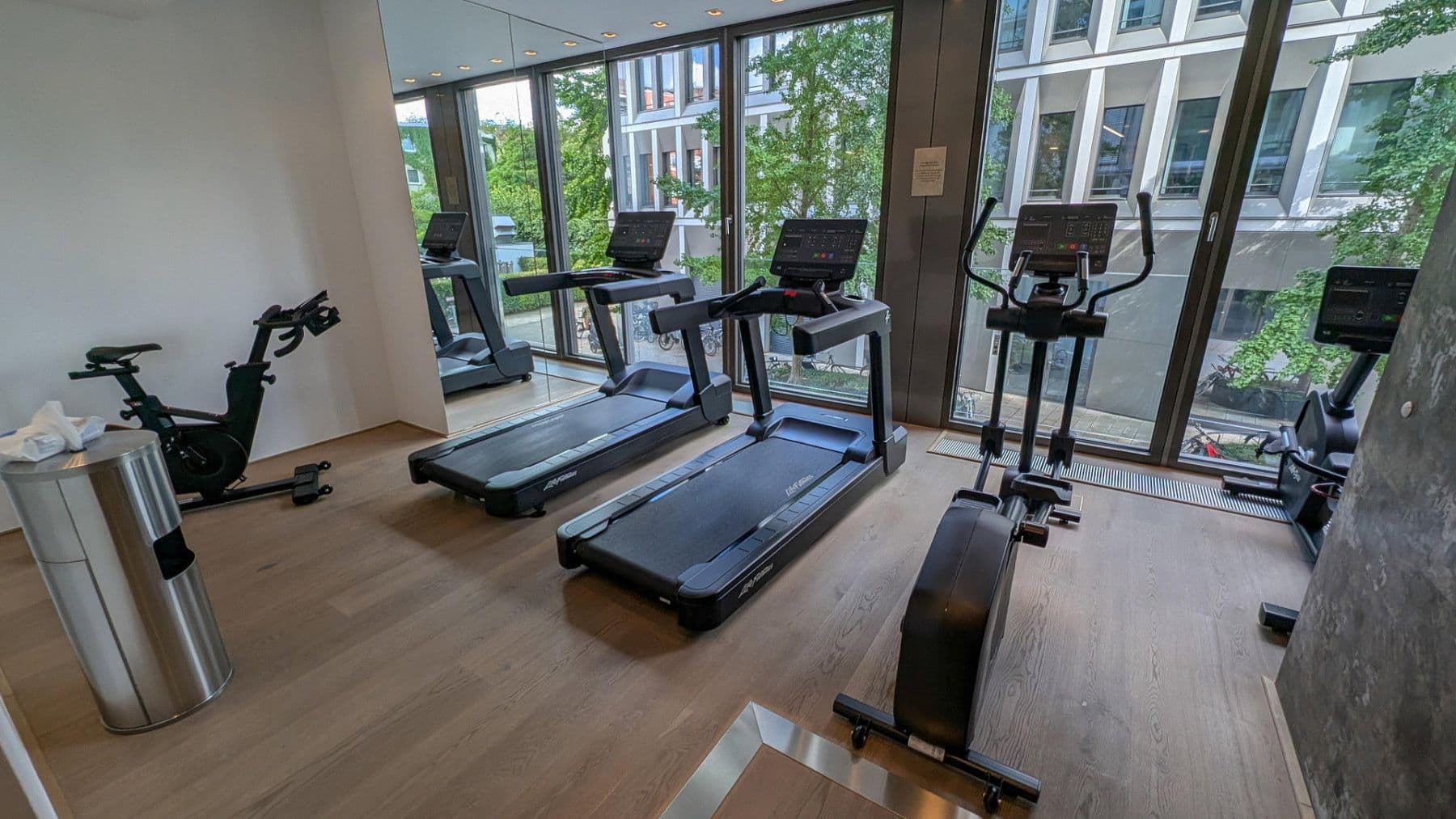 Pronájem bytu 2+1 56 m², Müllerstraße 7, München, Bavorsko Pronájem bytu 2+1 56 m², Müllerstraße 7, München, Bavorsko