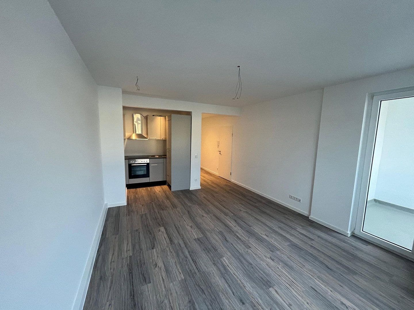 Pronájem bytu 2+1 50 m², Jahnstraße 96, Düsseldorf, Severní Porýní-Vestfálsko Pronájem bytu 2+1 50 m², Jahnstraße 96, Düsseldorf, Severní Porýní-Vestfálsko