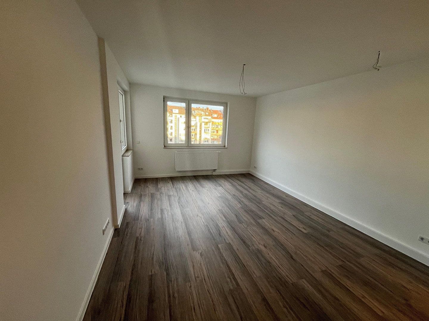 Pronájem bytu 2+1 50 m², Jahnstraße 96, Düsseldorf, Severní Porýní-Vestfálsko Pronájem bytu 2+1 50 m², Jahnstraße 96, Düsseldorf, Severní Porýní-Vestfálsko