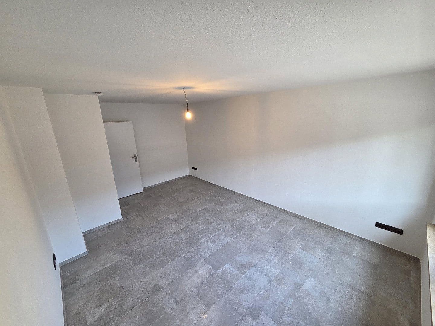 Prodej bytu 3+1 94 m², Düsseldorfer Straße 13, Meerbusch, Severní Porýní-Vestfálsko Prodej bytu 3+1 94 m², Düsseldorfer Straße 13, Meerbusch, Severní Porýní-Vestfálsko