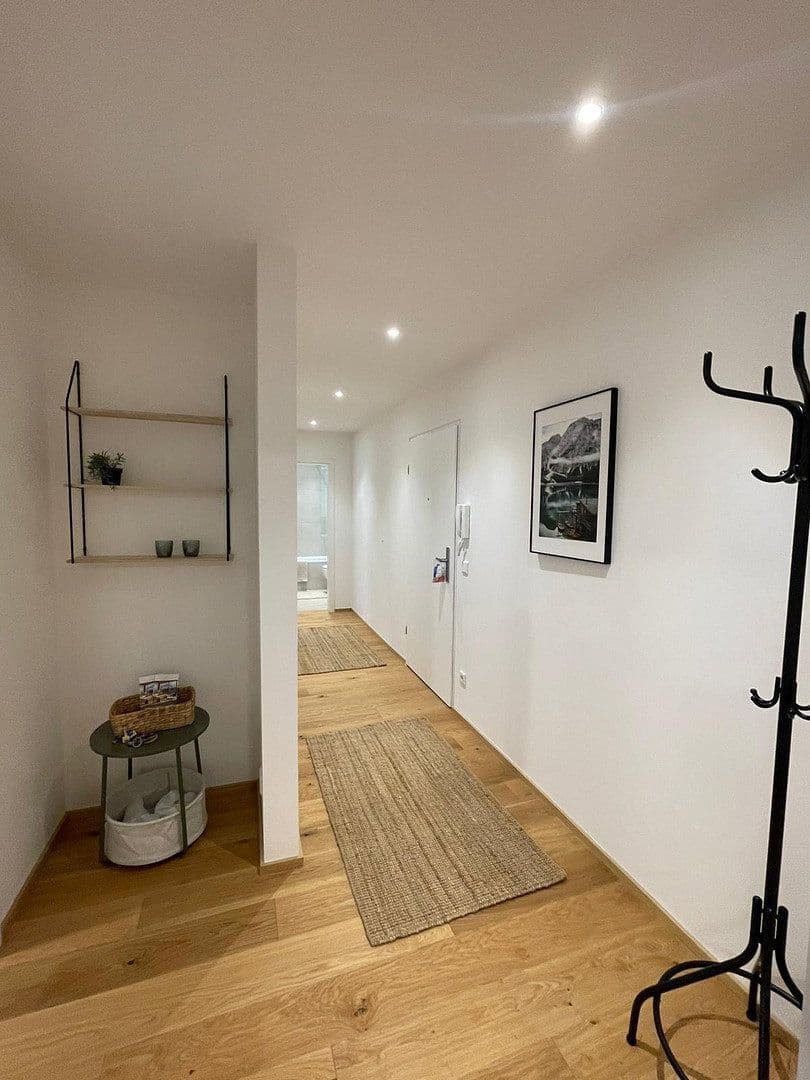 Prodej bytu 3+1 67 m², Wilhelm-Busch-Straße 2, Solln, Bavorsko Prodej bytu 3+1 67 m², Wilhelm-Busch-Straße 2, Solln, Bavorsko