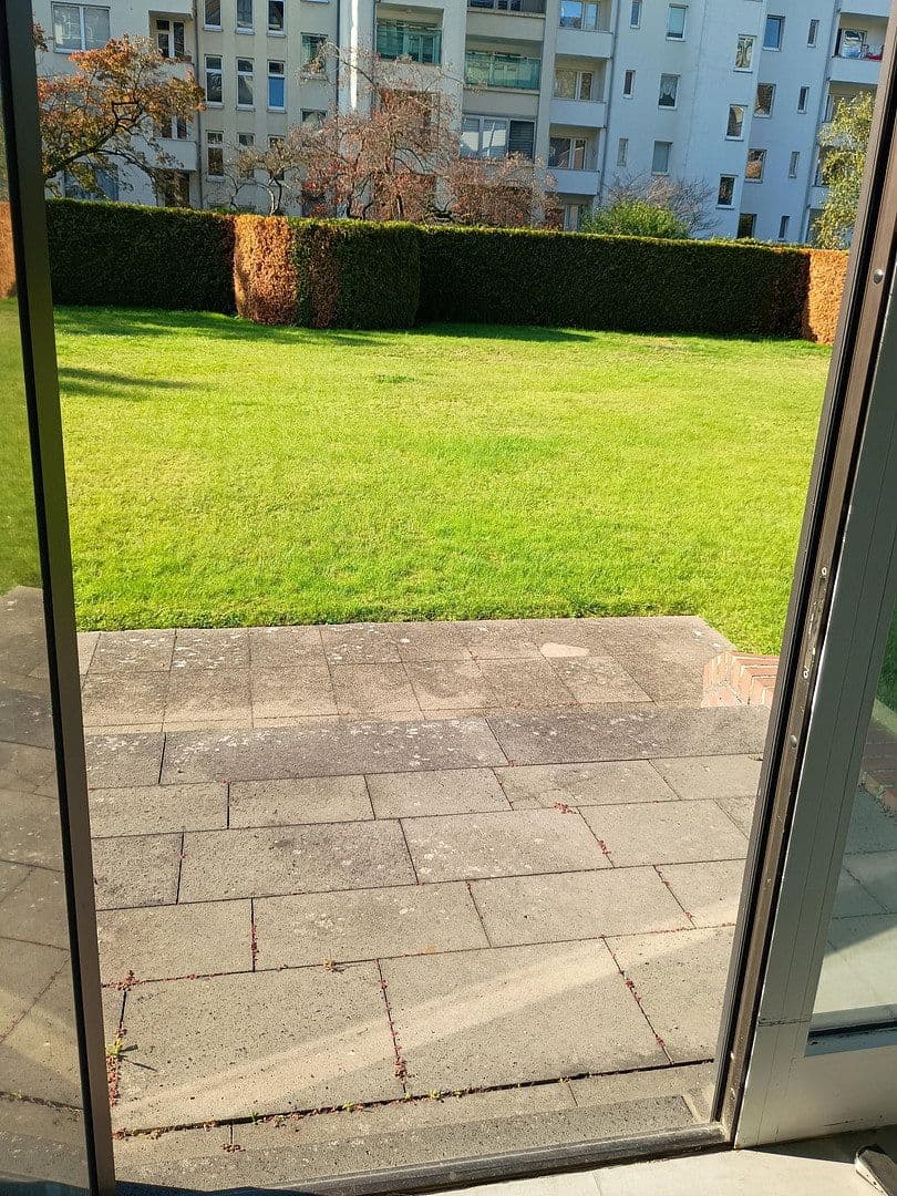 Pronájem kanceláře 106 m², Düsseldorf, Severní Porýní-Vestfálsko Pronájem kanceláře 106 m², Düsseldorf, Severní Porýní-Vestfálsko