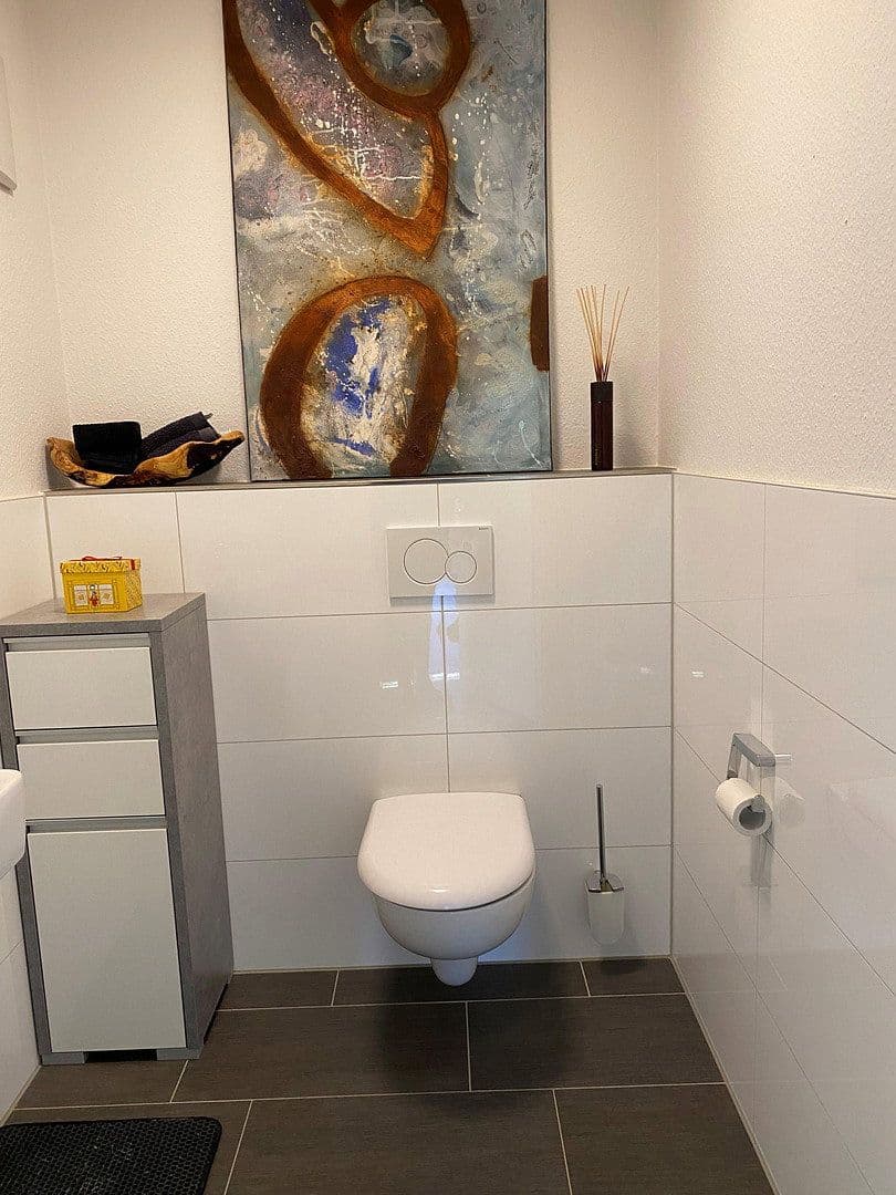 Pronájem bytu 4+kk 117 m², Hauptstraße 31, Erlenbach, Bádensko-Württembersko Pronájem bytu 4+kk 117 m², Hauptstraße 31, Erlenbach, Bádensko-Württembersko