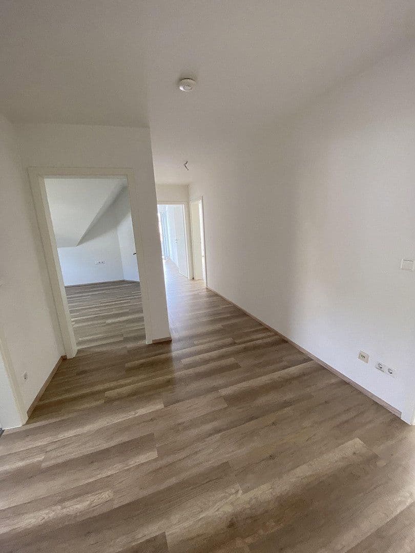 Pronájem bytu 4+kk 117 m², Hauptstraße 31, Erlenbach, Bádensko-Württembersko Pronájem bytu 4+kk 117 m², Hauptstraße 31, Erlenbach, Bádensko-Württembersko