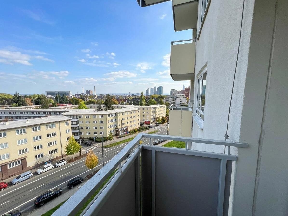 Pronájem bytu 1+1 33 m², Stresemannallee 63, Frankfurt am Main, Hessen Pronájem bytu 1+1 33 m², Stresemannallee 63, Frankfurt am Main, Hessen