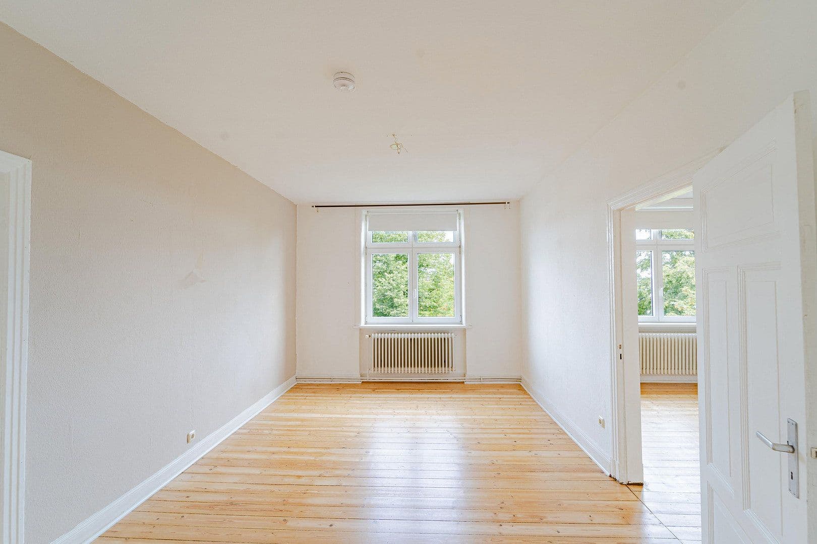 Pronájem bytu 3+1 92 m², Schwartauer Allee 121, Lübeck, Šlesvicko-Holštýnsko Pronájem bytu 3+1 92 m², Schwartauer Allee 121, Lübeck, Šlesvicko-Holštýnsko