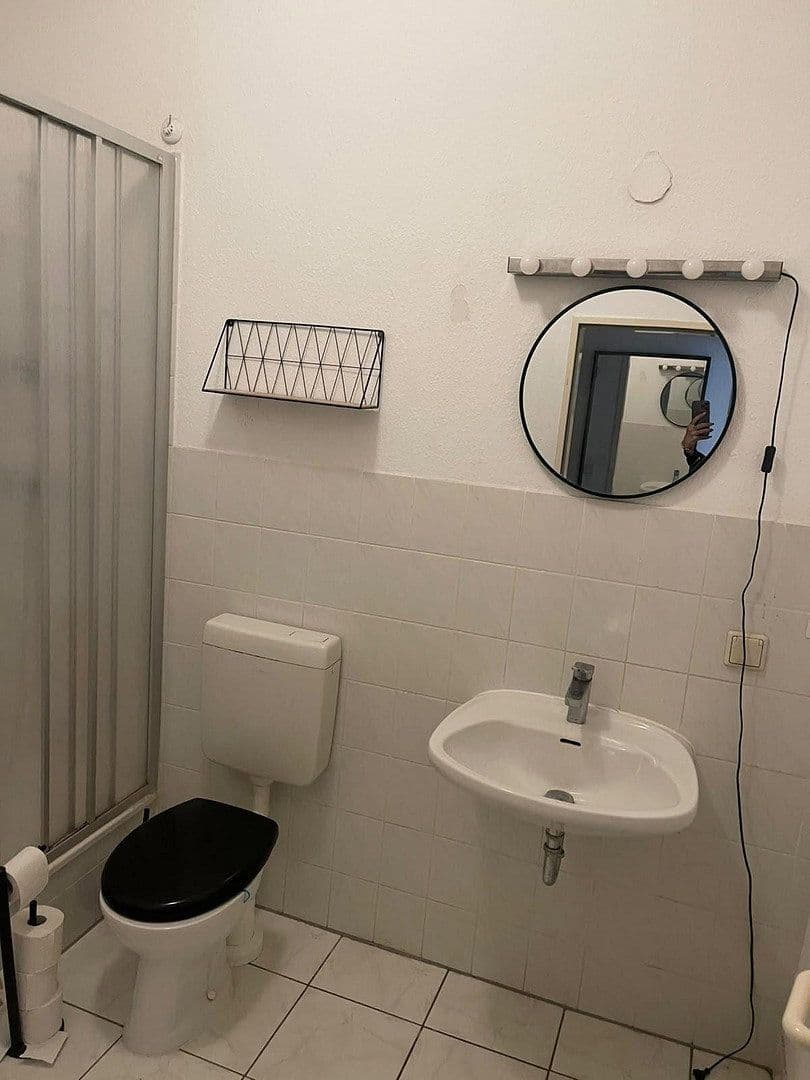Pronájem bytu 1+1 47 m², Fennstr. 26, Berlin, Berlín Pronájem bytu 1+1 47 m², Fennstr. 26, Berlin, Berlín