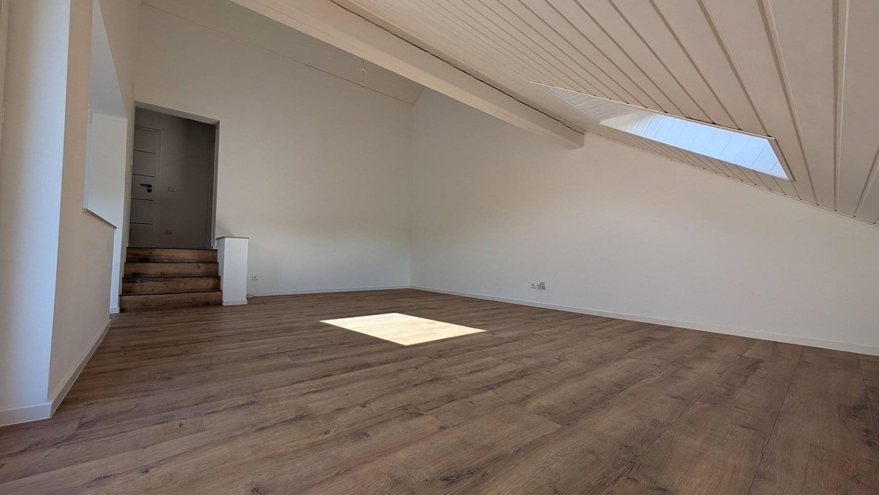 Prodej bytu 2+1 62 m², Alte Chaussee, Erfurt, Durynsko Prodej bytu 2+1 62 m², Alte Chaussee, Erfurt, Durynsko