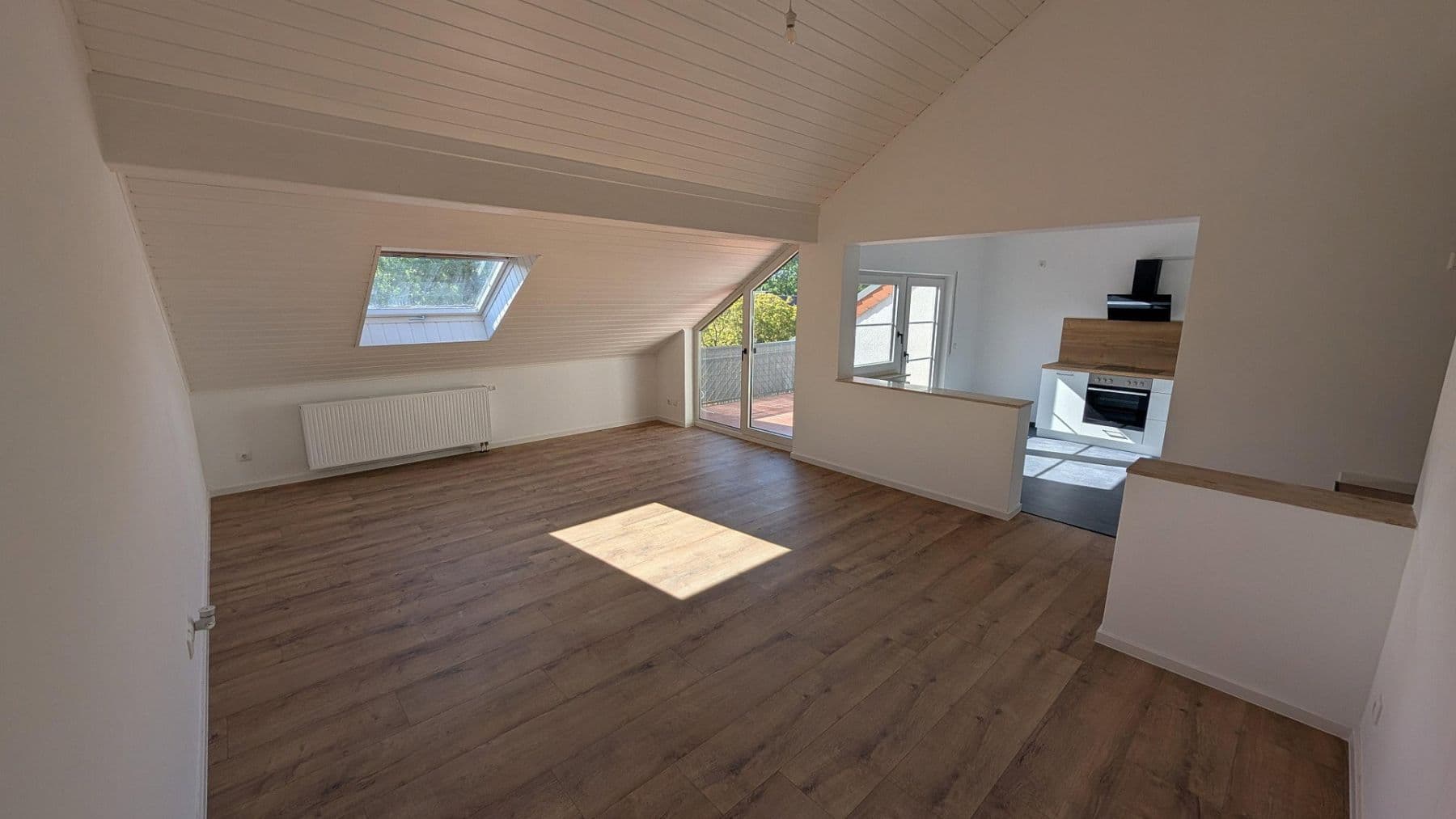 Prodej bytu 2+1 62 m², Alte Chaussee, Erfurt, Durynsko Prodej bytu 2+1 62 m², Alte Chaussee, Erfurt, Durynsko