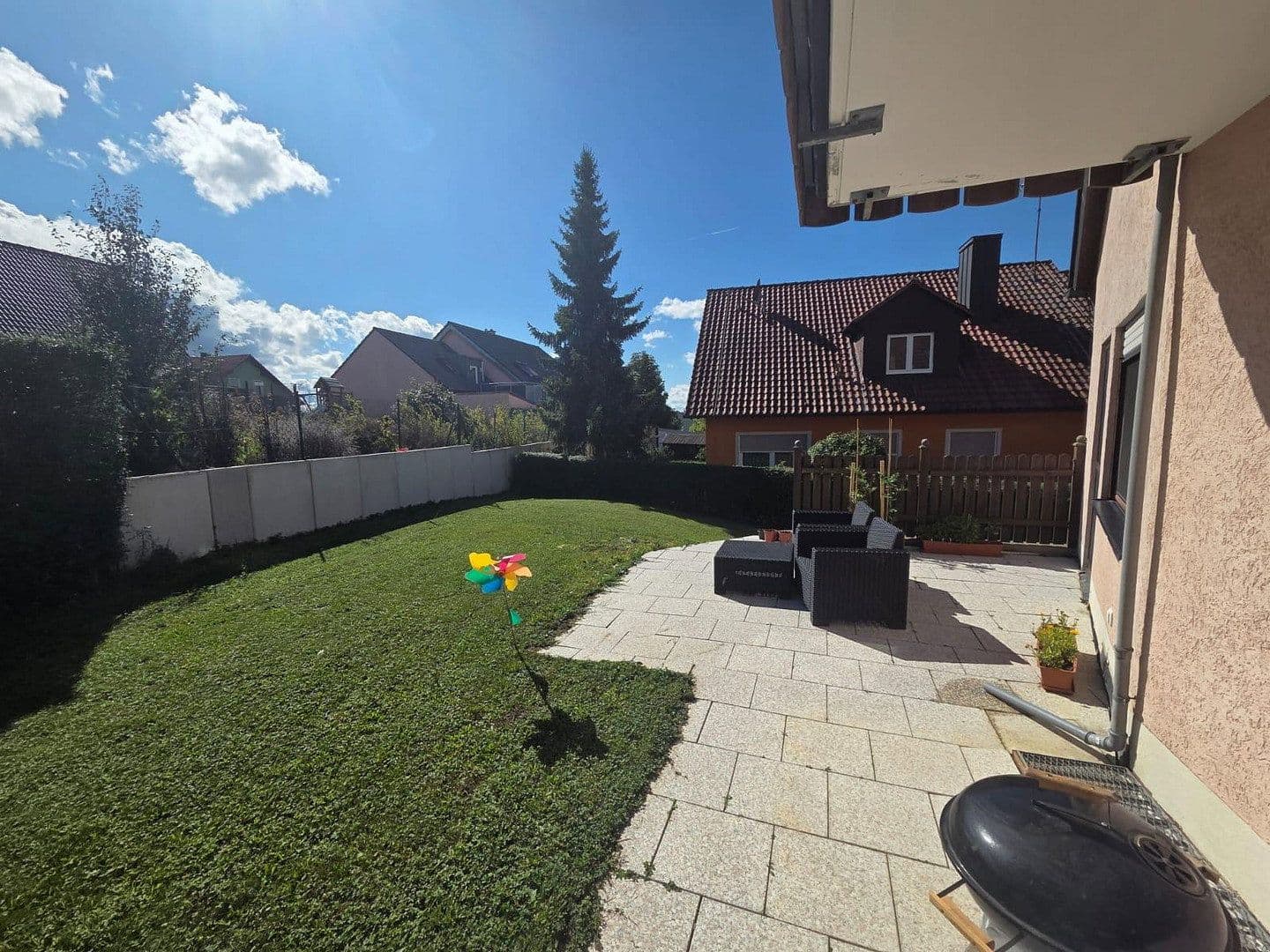 Prodej domu 543 m², pozemek 845 m², am Sportplatz 12, Gaukönigshofen, Bavorsko Prodej domu 543 m², pozemek 845 m², am Sportplatz 12, Gaukönigshofen, Bavorsko