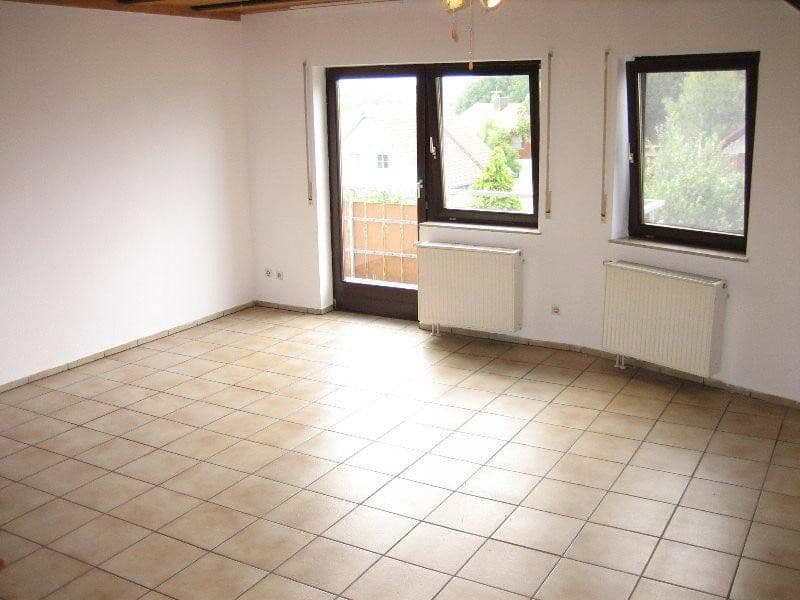 Prodej domu 543 m², pozemek 845 m², am Sportplatz 12, Gaukönigshofen, Bavorsko Prodej domu 543 m², pozemek 845 m², am Sportplatz 12, Gaukönigshofen, Bavorsko