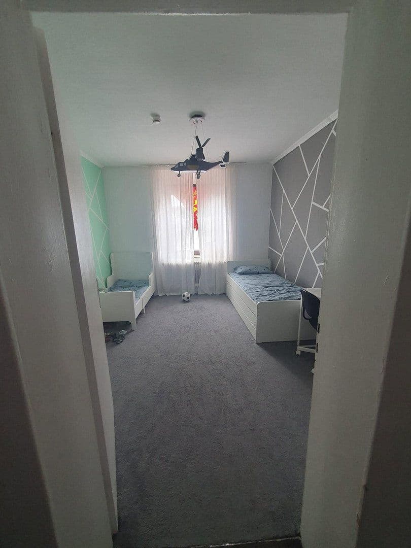 Pronájem bytu 4+1 90 m², Bohmter Straße 54, Osnabrück, Dolní Sasko Pronájem bytu 4+1 90 m², Bohmter Straße 54, Osnabrück, Dolní Sasko