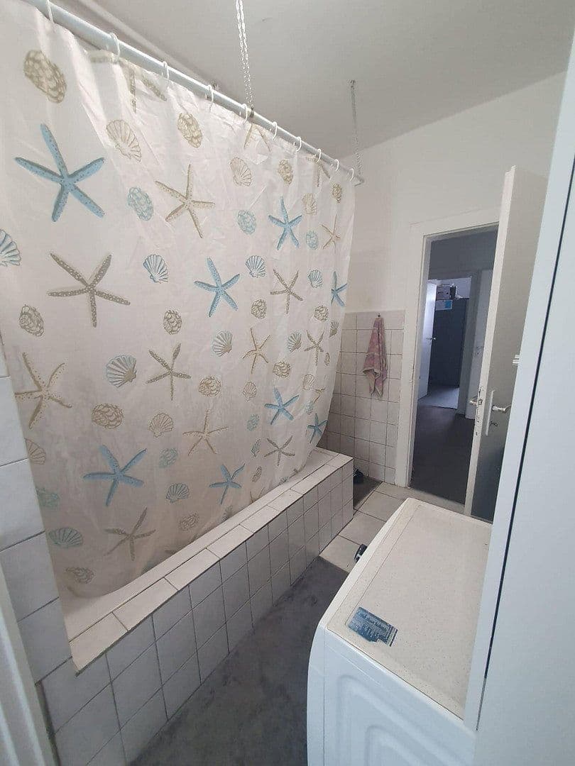 Pronájem bytu 4+1 90 m², Bohmter Straße 54, Osnabrück, Dolní Sasko Pronájem bytu 4+1 90 m², Bohmter Straße 54, Osnabrück, Dolní Sasko