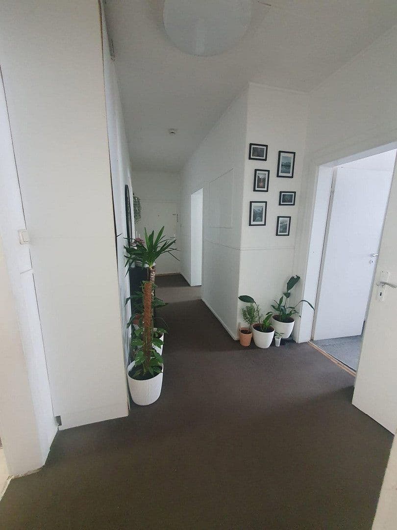 Pronájem bytu 4+1 90 m², Bohmter Straße 54, Osnabrück, Dolní Sasko Pronájem bytu 4+1 90 m², Bohmter Straße 54, Osnabrück, Dolní Sasko