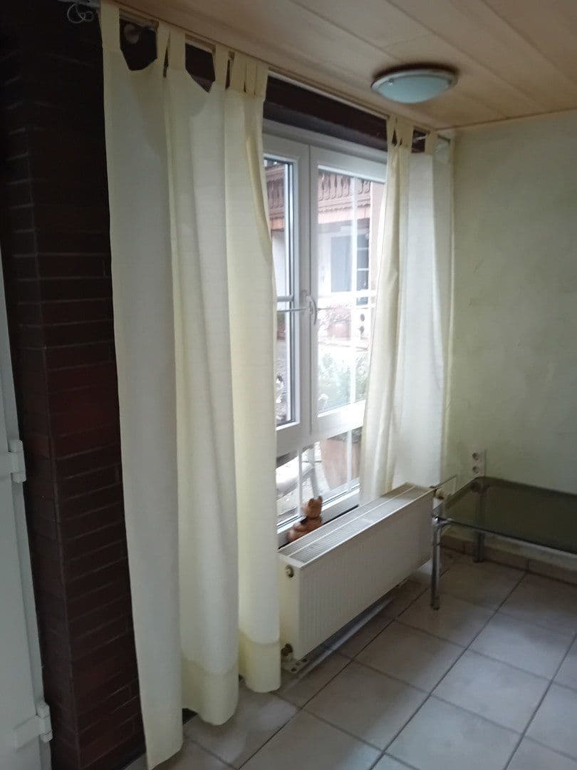 Pronájem domu 150 m², pozemek 150 m², Schwarzer Straße 13, Schwalmtal, Hessen Pronájem domu 150 m², pozemek 150 m², Schwarzer Straße 13, Schwalmtal, Hessen