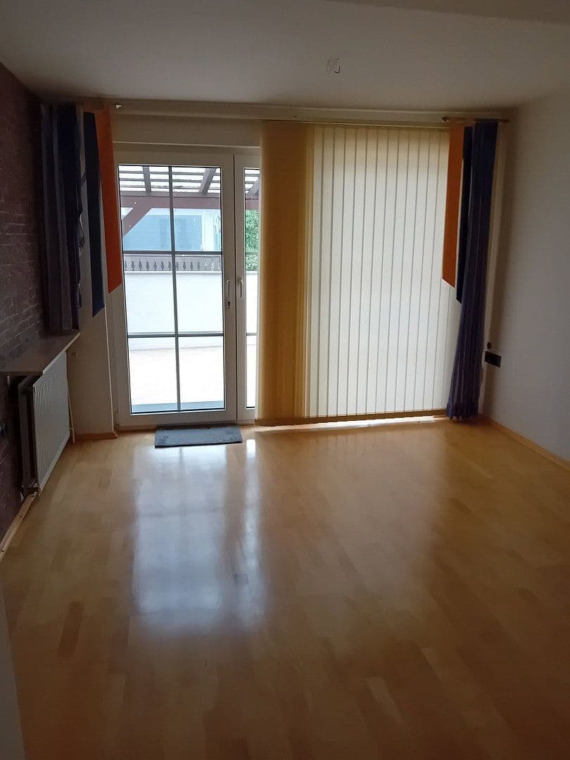 Pronájem domu 150 m², pozemek 150 m², Schwarzer Straße 13, Schwalmtal, Hessen Pronájem domu 150 m², pozemek 150 m², Schwarzer Straße 13, Schwalmtal, Hessen