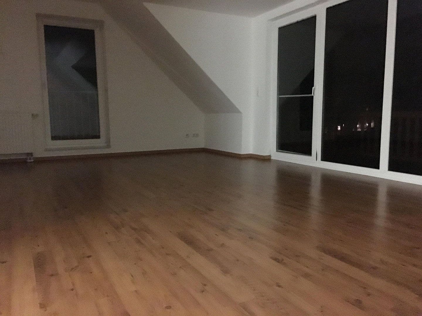 Pronájem bytu 4+1 95 m², Dohren, Dolní Sasko Pronájem bytu 4+1 95 m², Dohren, Dolní Sasko