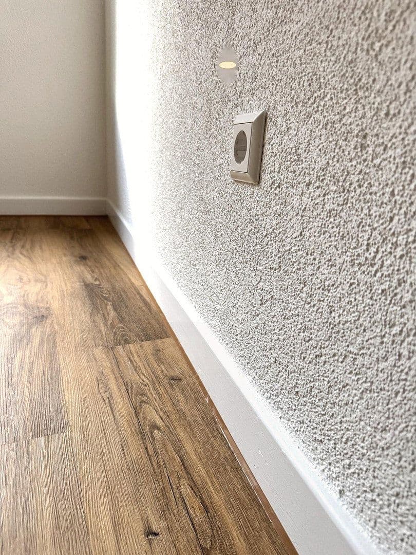 Pronájem bytu 2+1 71 m², Karlsruhe, Bádensko-Württembersko Pronájem bytu 2+1 71 m², Karlsruhe, Bádensko-Württembersko