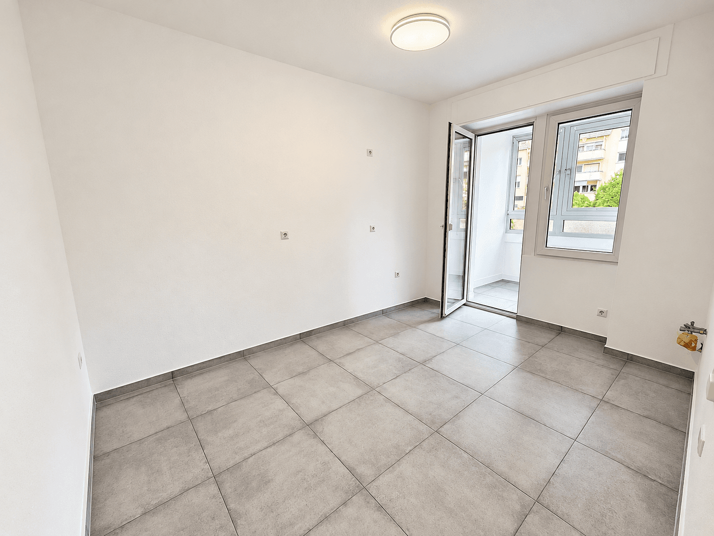 Pronájem bytu 2+1 71 m², Karlsruhe, Bádensko-Württembersko Pronájem bytu 2+1 71 m², Karlsruhe, Bádensko-Württembersko