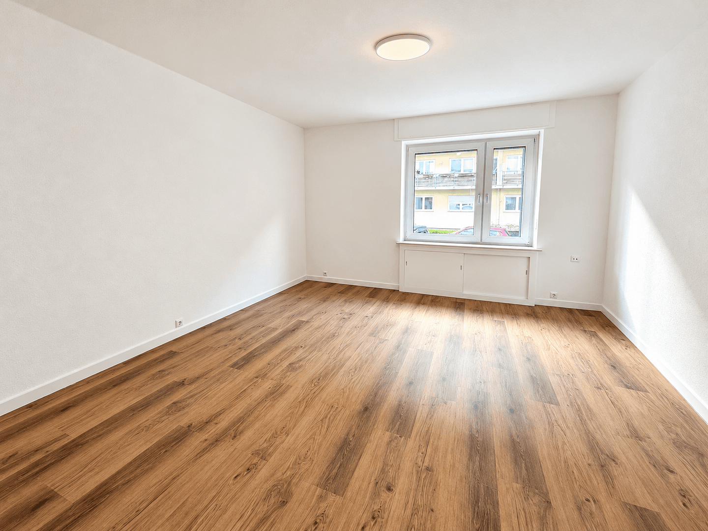 Pronájem bytu 2+1 71 m², Karlsruhe, Bádensko-Württembersko Pronájem bytu 2+1 71 m², Karlsruhe, Bádensko-Württembersko