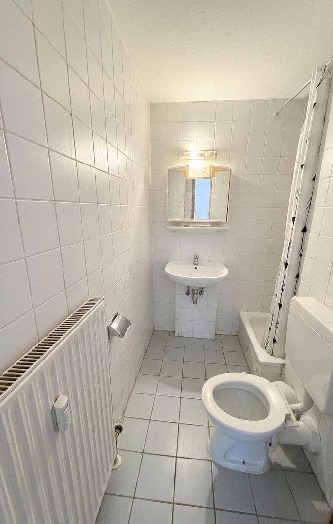 Pronájem bytu 1+1 22 m², Mannheim, Bádensko-Württembersko Pronájem bytu 1+1 22 m², Mannheim, Bádensko-Württembersko