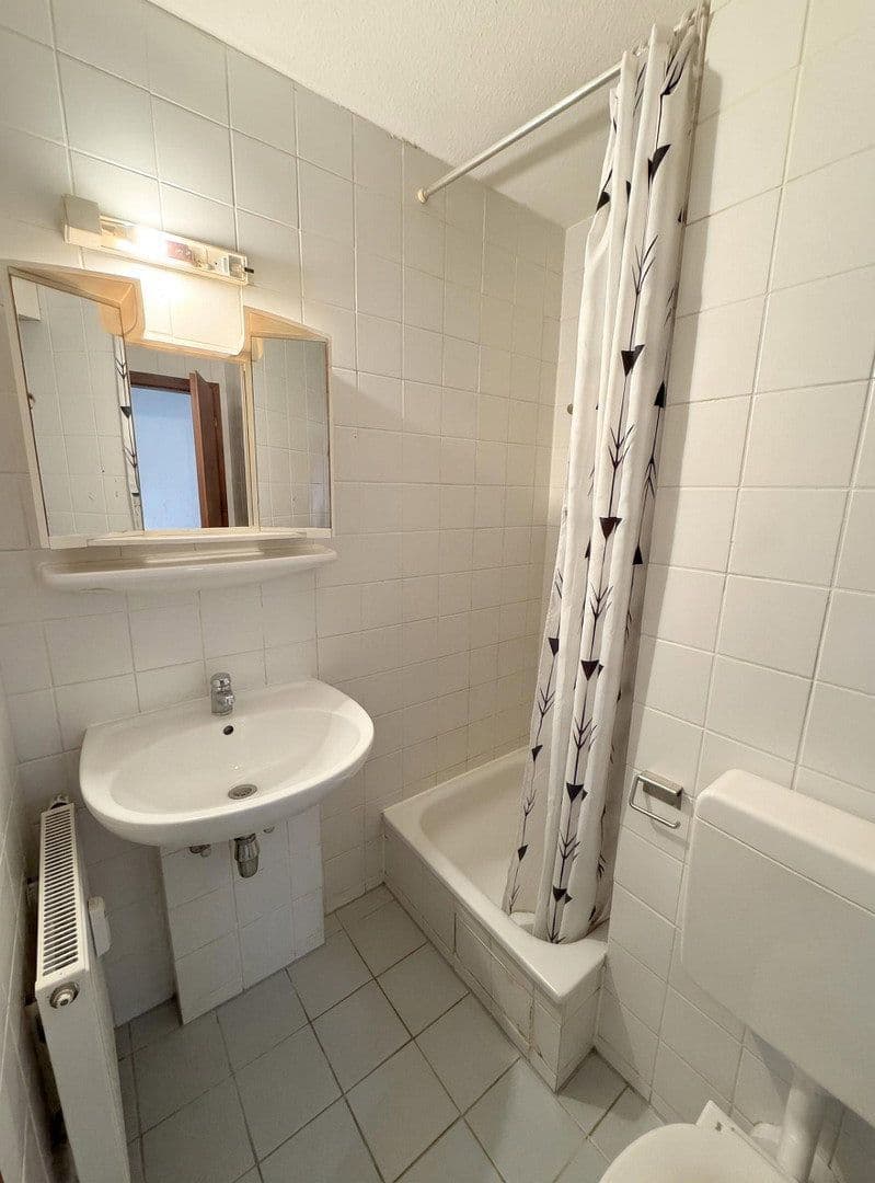 Pronájem bytu 1+1 22 m², Mannheim, Bádensko-Württembersko Pronájem bytu 1+1 22 m², Mannheim, Bádensko-Württembersko