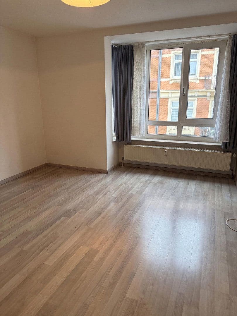 Pronájem bytu 1+1 22 m², Mannheim, Bádensko-Württembersko Pronájem bytu 1+1 22 m², Mannheim, Bádensko-Württembersko